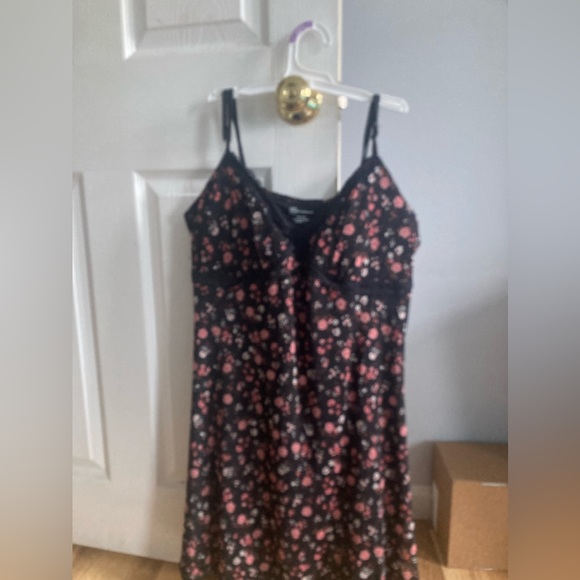 sundress - Picture 2 of 3